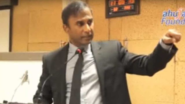 Dr. V.A. Shiva Ayyadurai Moderates Debate: Is GMO Good for India? - Part3