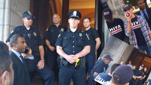 Elizabeth Warren Attempts to Keep Out Dr. Shiva Ayaydurai